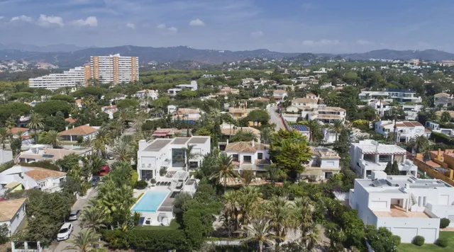 Chalet 6 habitaciones 479m² en venta - Marbella — 11