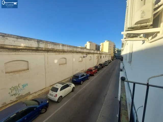 PISO EN EL CENTRO — 9