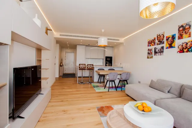 Apartamento 2 habitaciones 89m² en venta - Centro - foto 3