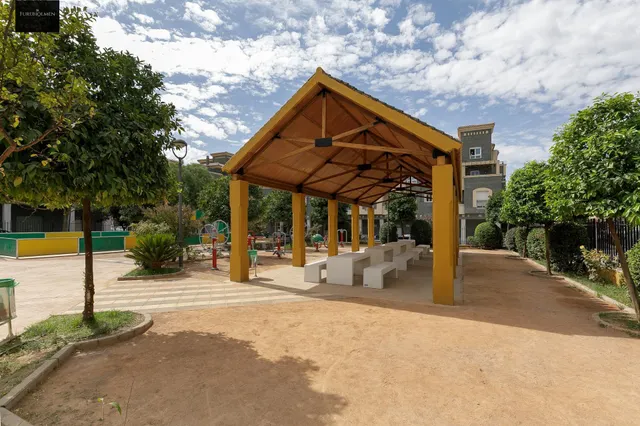 Oportunidad en Atarfe, local de origen de 222m2 — 13