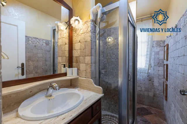 Chalet en venta en La Zubia con Licencia Turística — 21