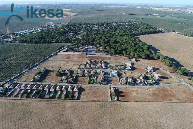 Venta de Terreno Urbano en Urb. La juliana - Bollullos de la - foto 3