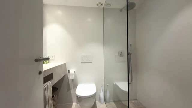 Apartamento de lujo a pasos de la playa con vistas al mar y pisicna comunitaria con  parking y trastero — 17