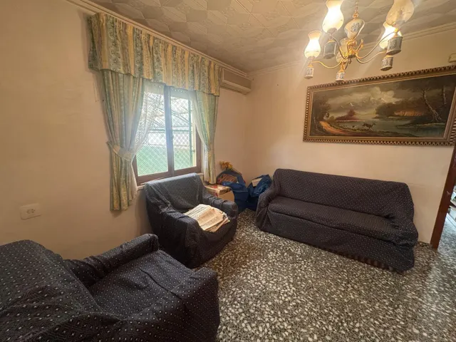 Edificio de dos apartamentos con terraza y garaje — 37