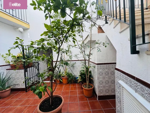 MAGNIFICA CASA EN EL CENTRO JEREZ — 2