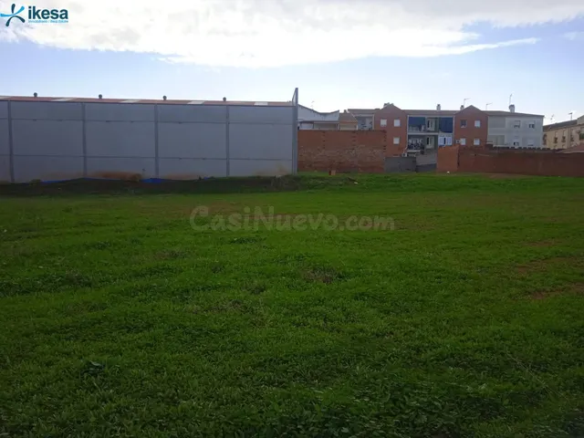 Venta de Suelo Urbano Residencial en Calle OLIVENZA Nº 14 Do - foto 2