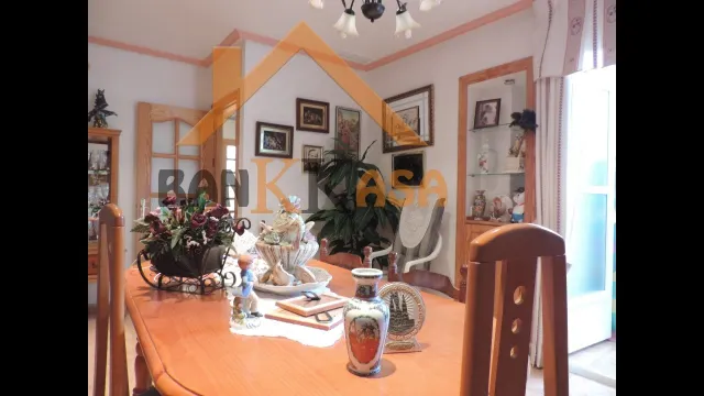 SE VENDE PISO BAJO EN ALCOLEA ZONA LA HERMITA — 9
