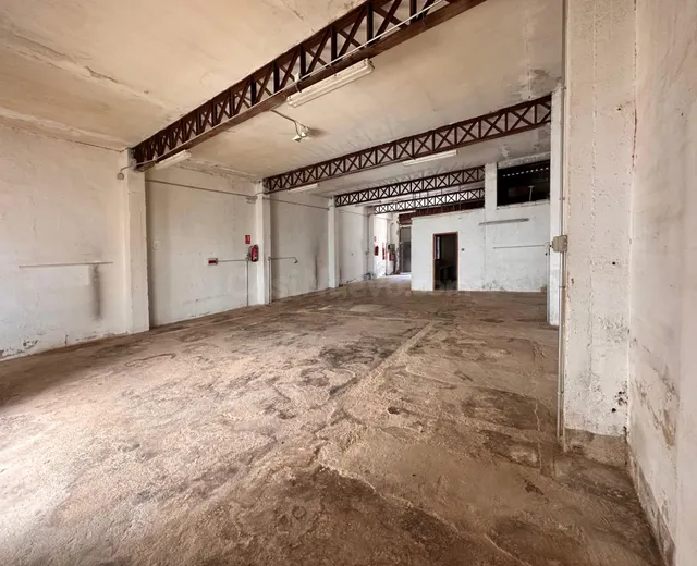Nave industrial 188m² en alquiler - Centro urbano 4 — 5