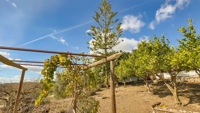 Finca rústica 2 habitaciones 140m² en venta - Polígono - Alrededores - Pedanías — 39