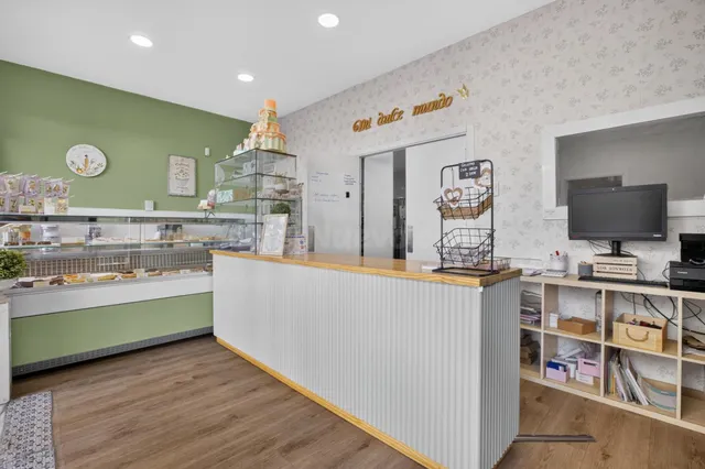 LOCAL COMERCIAL EN CALLE AMADOR DE LOS RÍOS – EXCELENTE UBICACIÓN Y POTENCIAL DE INVERSIÓN — 5