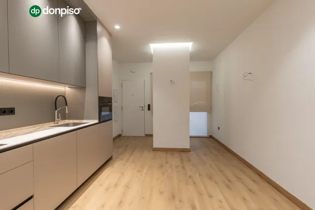 Moderno estudio tipo loft en urbanización villa pineda - zona villarejo — 3