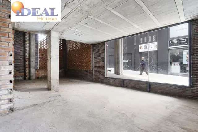 Oportunidad de inversión en local comercial al lado de Constitución. — 14