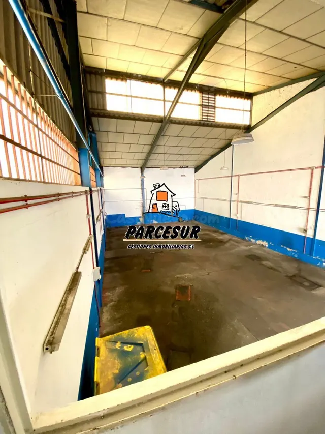 POLIGONO AMARGACENA - NAVE INDUSTRIAL EN VENTA CON UNOS 300  - foto 5