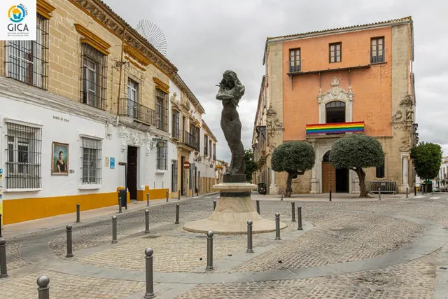 PISO COMPLETAMENTE REFORMADO EN EL CENTRO DE JEREZ — 35