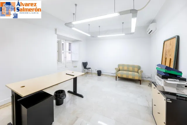Gran vivienda en Plaza Los Campos - 7 habitaciones — 21