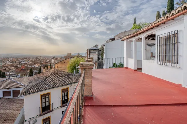 PRECIOSO CARMEN A LA VENTA — 27