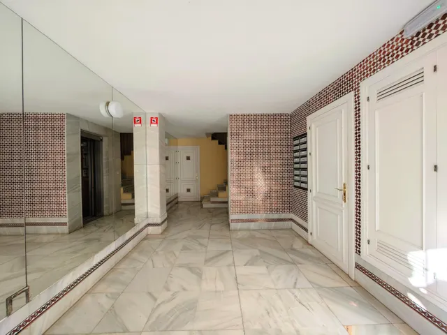SE ALQUILA OFICINA-DESPACHO EN PLENO CENTRO DE FUENGIROLA — 18