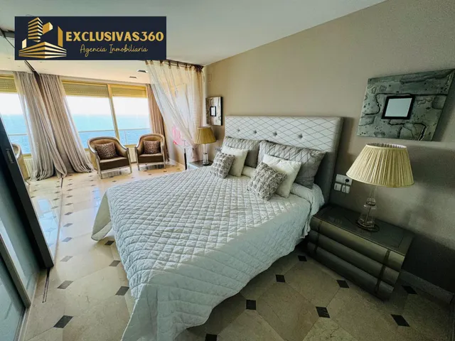 Piso de lujo en primera línea de playa Levante con 3 habitaciones y 2 baños. Exclusivas360 Benidorm — 32