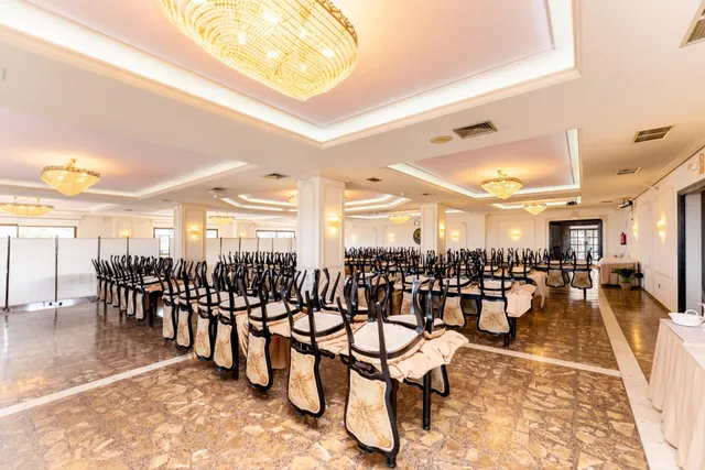 ACTIVO HOTELERO CON POTENCIAL DE INVERSIÓN Y RECONVERSIÓN – CEBREROS, ÁVILA — 18