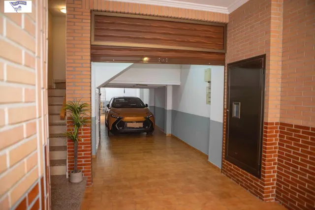 Amplia Vivienda Unifamiliar en San Pablo — 21