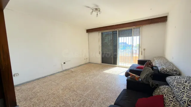 VENTA DE PISO PARA REFORMAR EN LA EXPLANADA DEL MUELLE, ÁGUI - foto 4