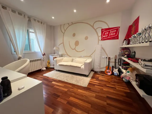 FINCA RÚSTICA EN VENTA CON PISCINA Y JARDÍN — 46
