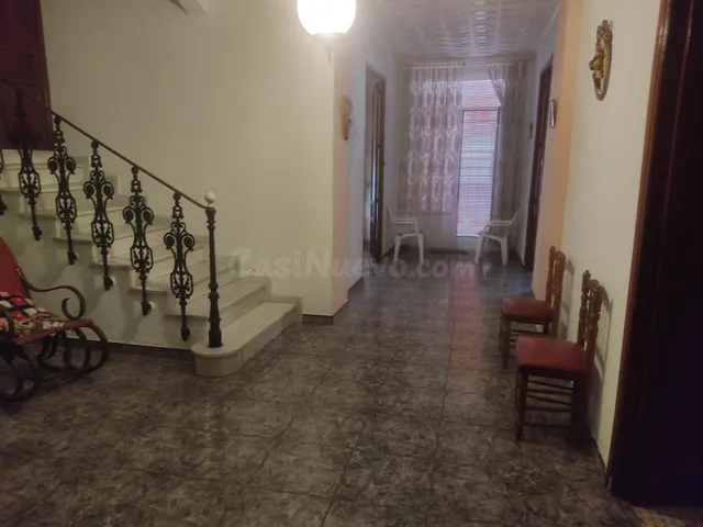 VIVIENDA EN PLANTA BAJA CON AMPLIO PATIO MUY CENTRICA - foto 5
