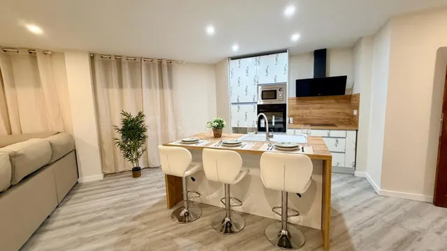 Espectacular Apartamento Reformado en Los Cristianos, Arona  - foto 3