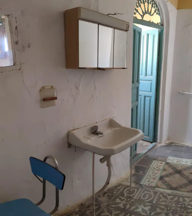SE VENDE CASA DE SIETE habitaciones EN SERÓN ( ALMERÍA ). — 48