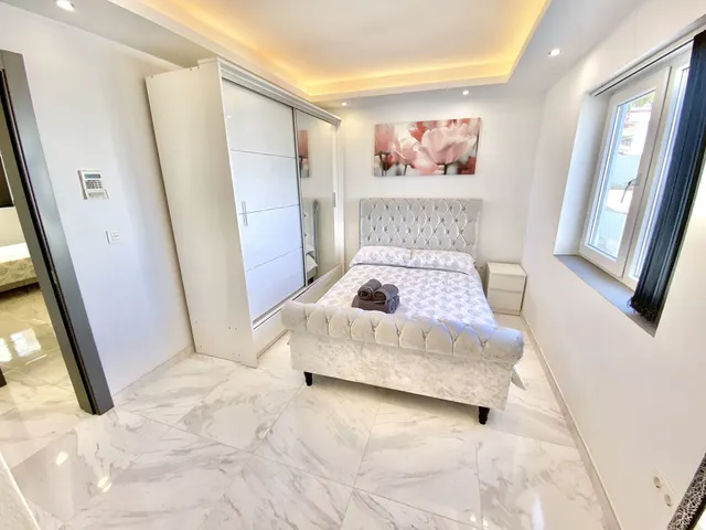 Chalet 6 habitaciones 286m² en venta - Centro — 22