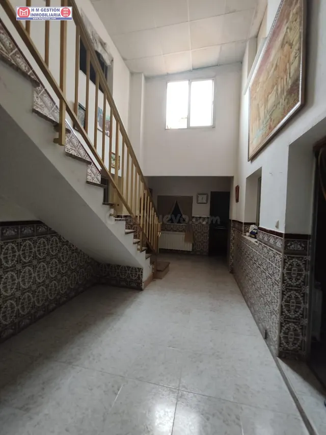 AMPLIA VIVIENDA DE DOS PLANTAS CON 151 METROS DE PARCELA Y 1 - foto 5