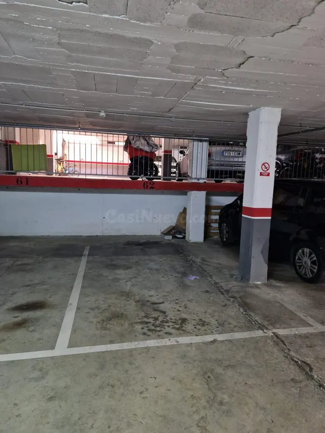 Plaza de parking en pleno centro de Roses - foto 5