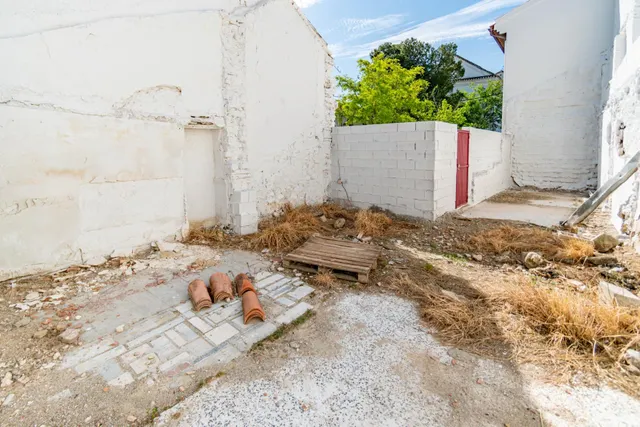 Terreno urbano en venta - Caparacena — 29