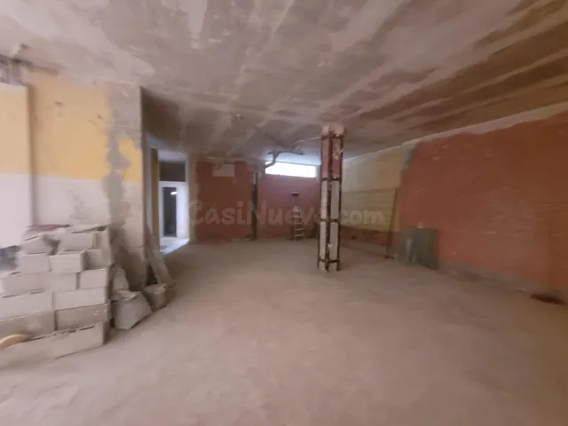 LOCAL COMERCIAL O GARAJE EN EL MAYORAZGO — 3