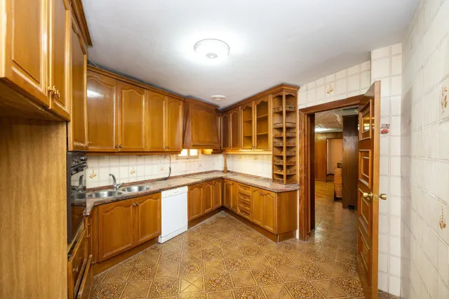 Edificio con gran potencial de desarrollo residencial en Zaidín – Granada — 15