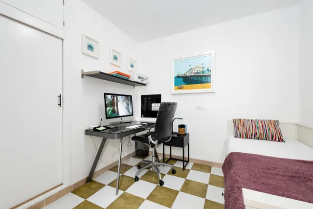 Casa unifamiliar en venta  con piscina privada, 5 dormitorios y amplio patio en Málaga — 29