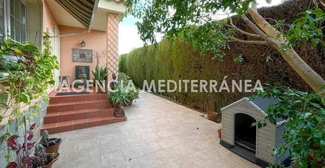 Espectacular chalet independiente con piscina privada en la cañada — 26