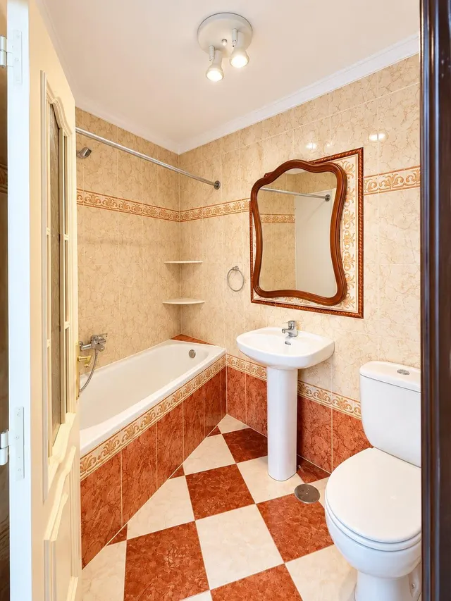 Alhaurín El Grande, Casa Mata, 4 Dormitorios, 2 baños, Gran Terraza, 2 Patios Interiores — 15