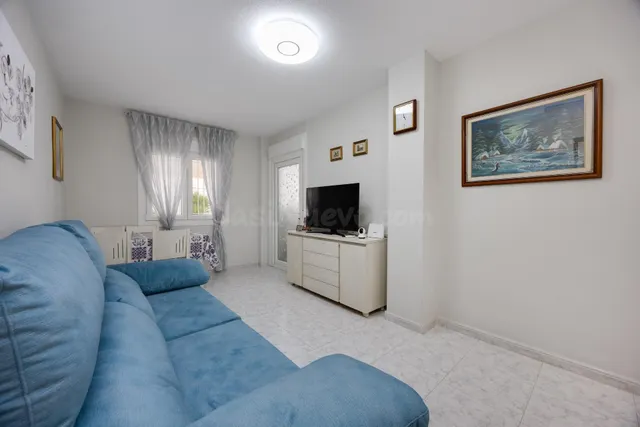 Apartamento reformado de un dormitorio en la Playa de los Locos — 3