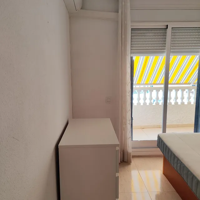 Adosado en Gran Alacant con solárium, balcón y piscina comunitaria — 39