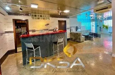 Nave industrial esquinera con oficinas equipadas y más de 1. - foto 3
