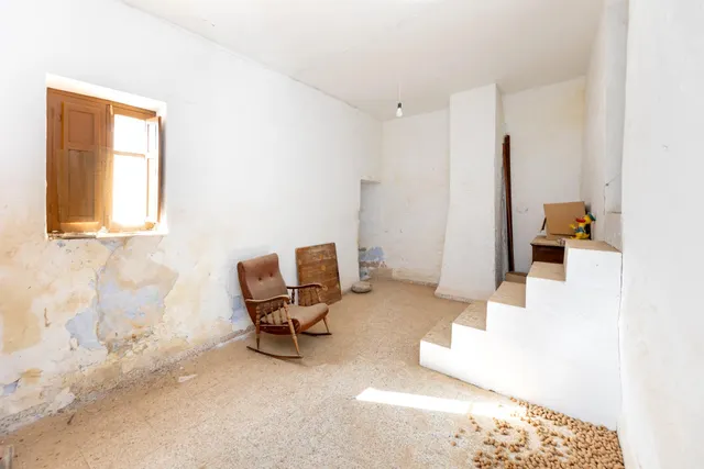 CASA EN AGRÓN — 31