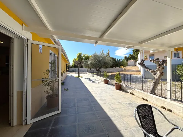 Gran oportunidad! Finca con dos viviendas independientes. — 47