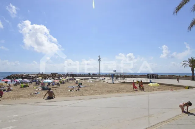Se vende solar con proyectos y licencias de obra en Torrevieja, zona Habaneras — 15