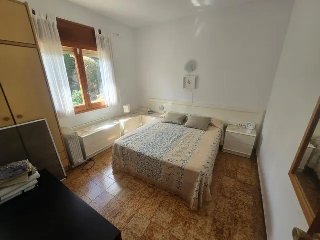 Venta chalet en la llacuna zona urb. la piscina con jardín, garaje y vistas!! — 30