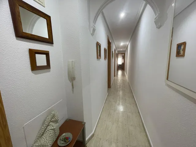Apartamento de 2 dormitorios con garaje y trastero en Guardamar del Segura — 21