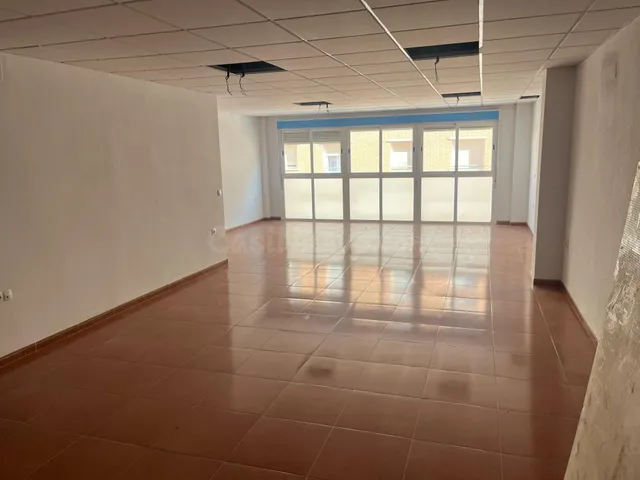 OFICINA EN VENTA EN EL EJIDO - foto 5