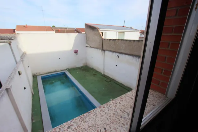 Casa con piscina, para entrar a vivir, en La Garrovilla — 41