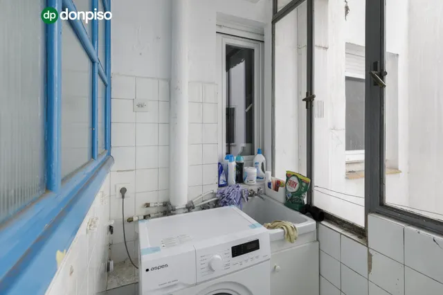 EXCLUSIVO PISO DE 253 m2 EN GRANADA CENTRO – 2.800 €/MES DE RENTABILIDAD — 26