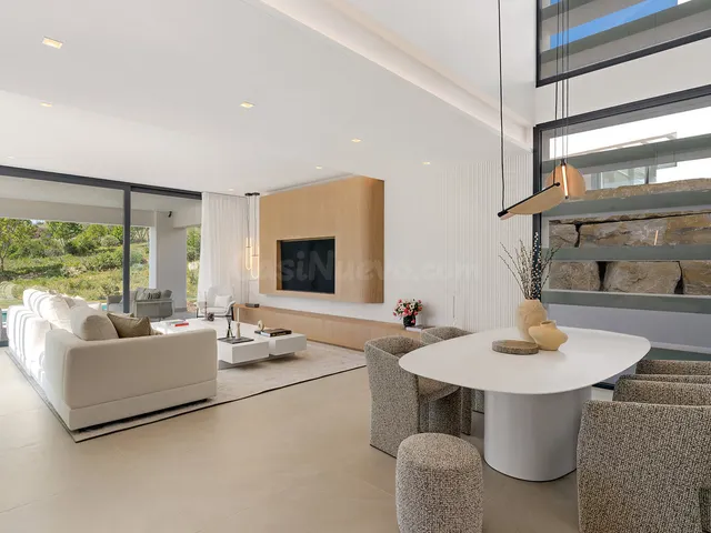 Chalet 3 habitaciones 226m² en venta - Costa Del Sol - foto 2